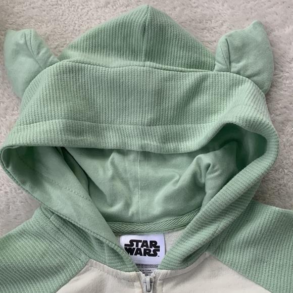 Star Wars Disney Baby Yoda 2 pc. Outfit 24M Green & Ivory EUC Hoodie & Shorts - Picture 5 of 12